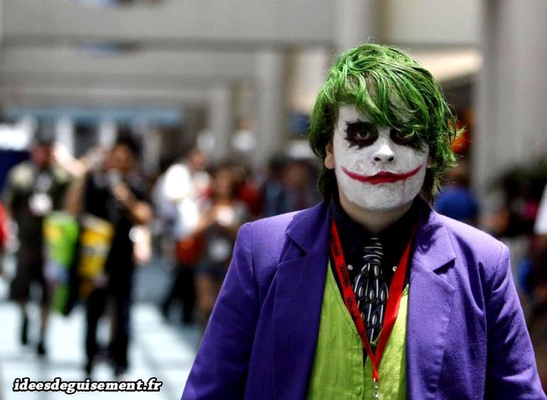 Déguisement lettre J de Joker de Batman