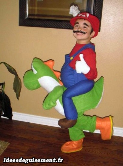 Déguisement garçon de Mario sur Yoshi